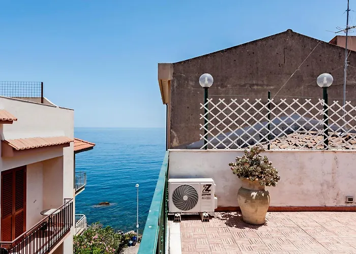 Terrazza Da Sogno Sul Mare * Aci Trezza